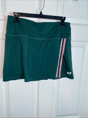 Yonex Women's Dark Green Athletic Skort with Pink Stripe Size Large Golf Tennis